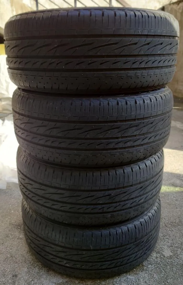 ブリヂストンレグノ245/45R19