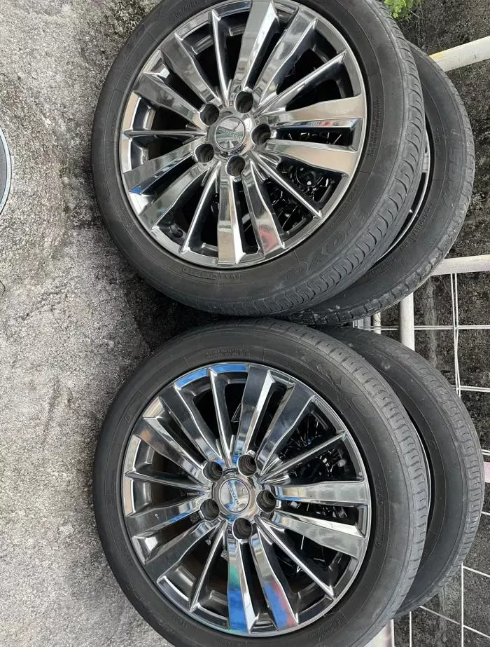 205/50 r17 タイヤ　ホイール　溝7部