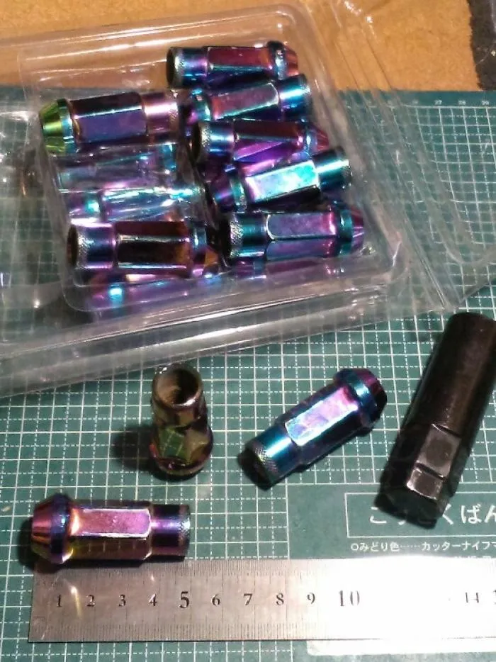 レーシングナット