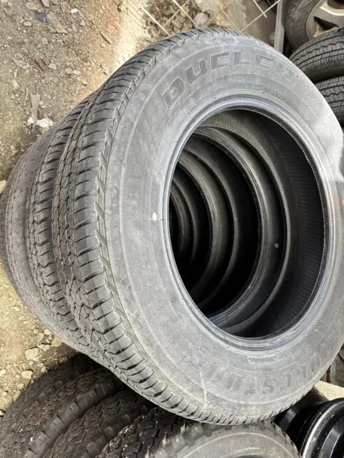 ジムニー用のタイヤ４本セット　12000円