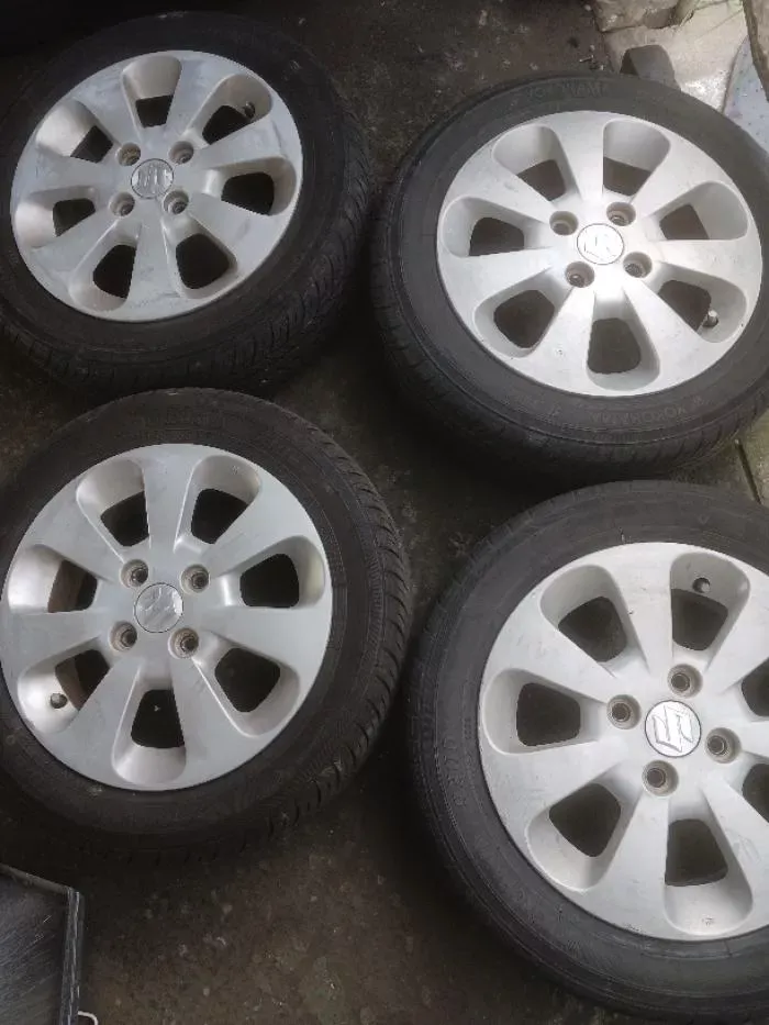 軽用中古タイヤ　アルミホイール　四本セット