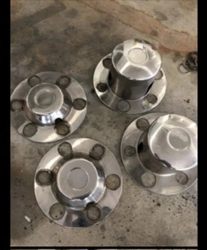 トラック　ハブカバー