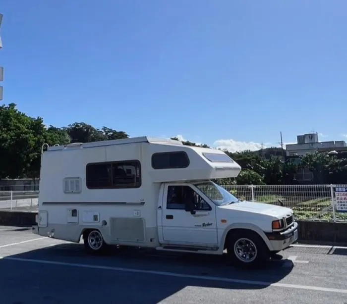キャンピングカー