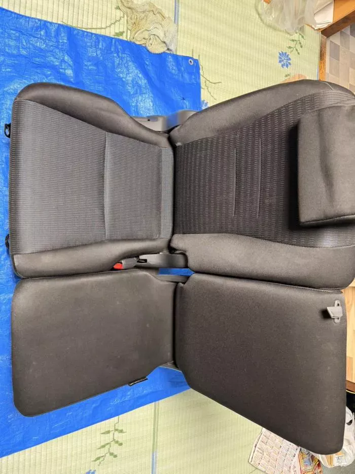 200系ハイエース、70ヴォクシート変更