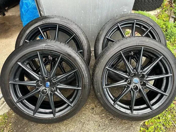スバルBRZ純正ホイール
