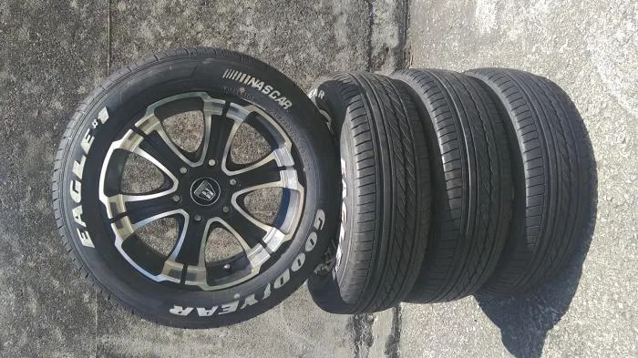 6穴17インチタイヤホイールセット