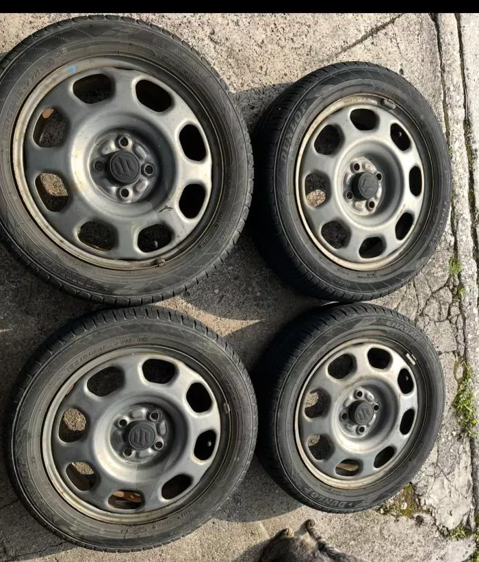 ハスラー純正ホイール15インチ