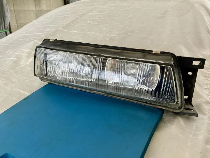 S13シルビア 角目 ヘッドライト 右 