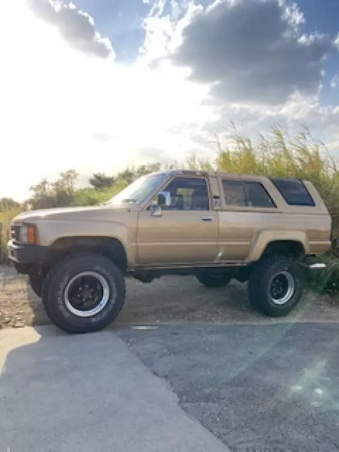 ハイラックスサーフ