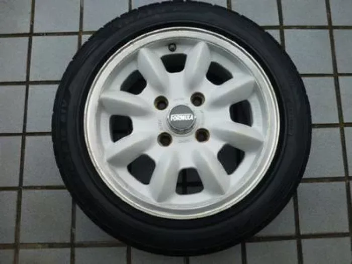 アルミホイール・タイヤ4本セット