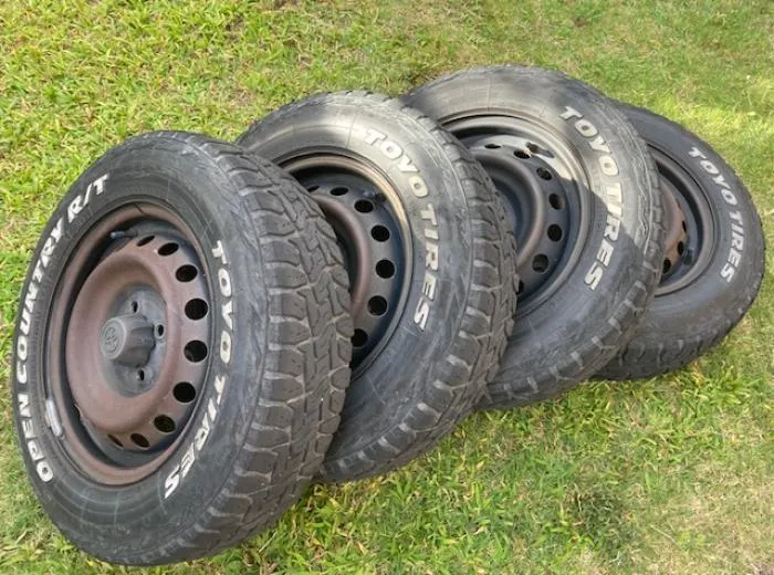 14インチ　4穴　100ピッチ