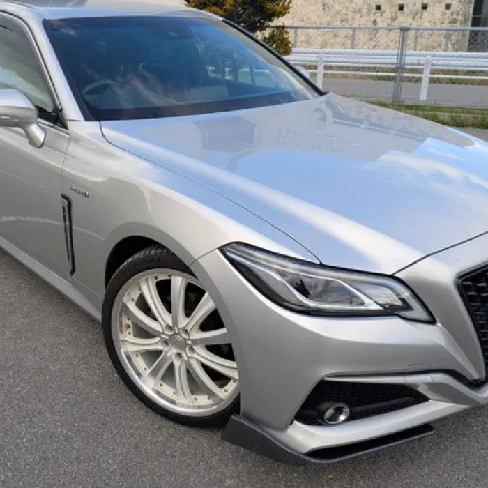 クラウン　ハイブリッド