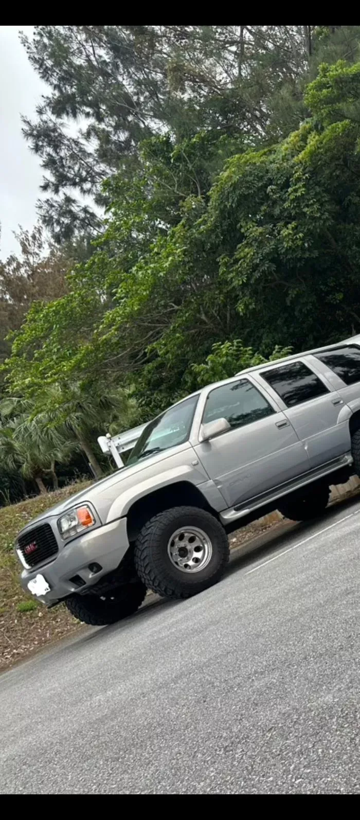 GMC  ユーコンデナリ
